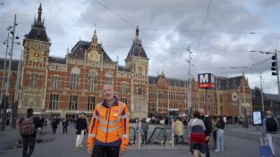 Amsterdam Central 24/7. Amsterdam Central 24/7: Punto de interés turístico