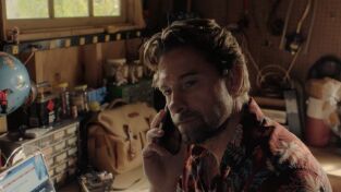 R.J. Decker. T(T1). R.J. Decker (T1): Ep.8 Quemad los barcos