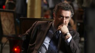 Warehouse 13. T(T2). Warehouse 13 (T2): Ep.8 Mezclar con precaución