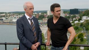 Republic of Doyle. T(T2). Republic of Doyle (T2): Ep.1 Vive y deja en paz a Doyle