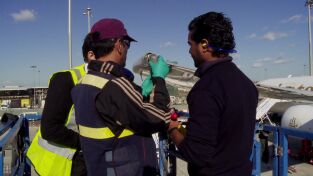 Aeropuerto 24/7. Aeropuerto 24/7: Aeropuerto de Dubai 3, 5