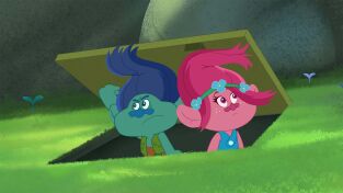 Trolls: ¡No pierdas el ritmo!. T(T1). Trolls: ¡No... (T1): Lo tenemos crudo / Competencia desleal