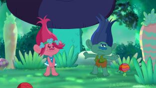 Trolls: ¡No pierdas el ritmo!. T(T1). Trolls: ¡No... (T1): Los Juegos de Fiesta / Historias de Trolls