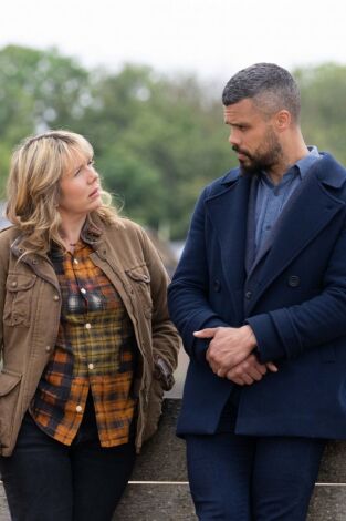 Los casos de Pearl Nolan. T(T3). Los casos de... (T3): Ep.1 Chica, Playa de Whitstable