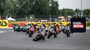 Mundial de Superbike - Magny-Cours. T(2025). Mundial de... (2025): Superpole Race