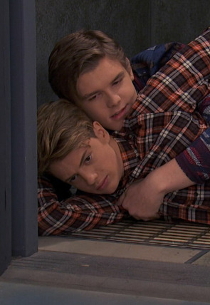 Henry Danger T4 E15 · El problema Fritte de Henry en la programación de Nickelodeon HD (Series)