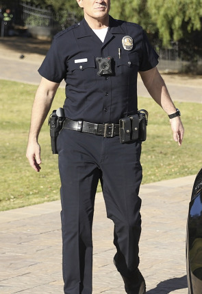 The Rookie T3 E7 · Crímenes reales en la programación de Warner TV HD (Series)