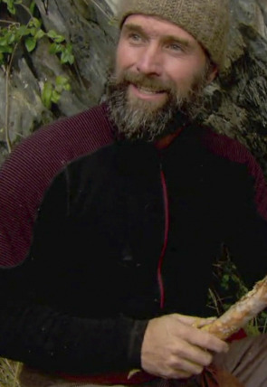 : Al filo · Dúo de supervivientes en la programación de Discovery (Documentales)