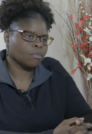 Póster de Todavía es un misterio · Su última noche fuera