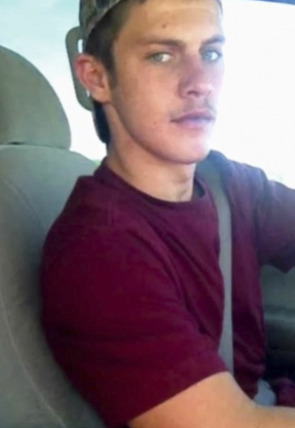 Póster de Todavía es un misterio · ¿Quién apretó el gatillo?