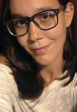 Póster de Todavía es un misterio · Cuerpos escondidos