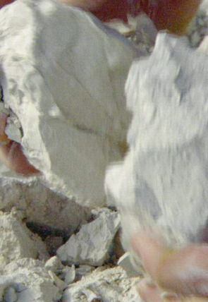 Carátula de Así se hace (MAX): Arcilla/Ciruelas deshuesadas/Espuelas