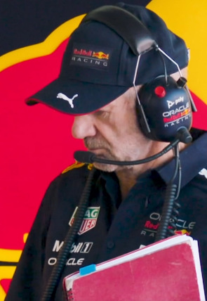 True Driver T2024 · La libreta de Adrian Newey