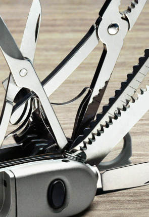 Carátula de Así se hace (MAX): Multiherramientas, aceite de jojoba y marionetas