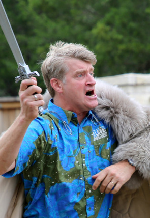 Mi casa en un árbol T7 · Fortaleza medieval en los árboles en la programación de Discovery (Entretenimiento)