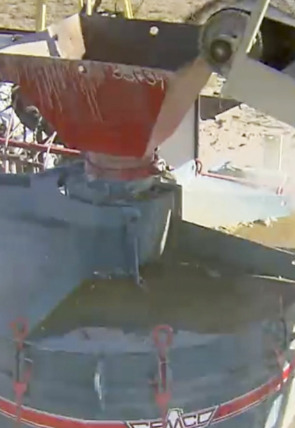 Póster de Así se hace (MAX): Trituradores de roca, pantallas de tela para lámparas, virutas de repostería y planch...