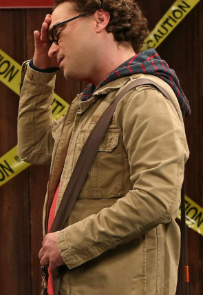 Big Bang T6 E8 · La peculiaridad del 43 en la programación de Warner TV HD (Series)