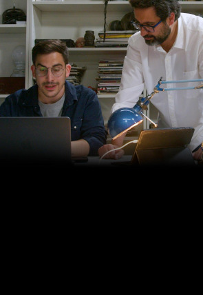 Póster de Extraterrestres. Ellos están entre nosotros · La invasión de los humanoides