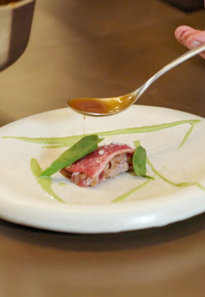 Cocina salvaje con Daniel Ochoa T1 · Carnes de la Sierra de Guadarrama en la programación de Caza y Pesca HD (Ocio y Aficiones)