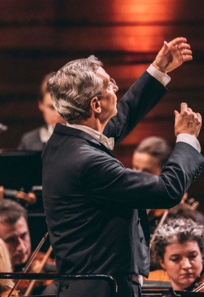 Nielsen: Sinfonía n°. 5 - Danish National Symphony Orchestra Fabio Luisi en la programación de Mezzo (Música)
