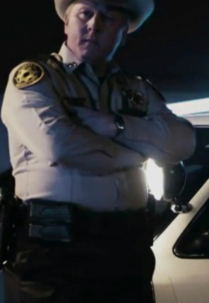 Póster de Un asesino llega a tu ciudad · Fin de la visión