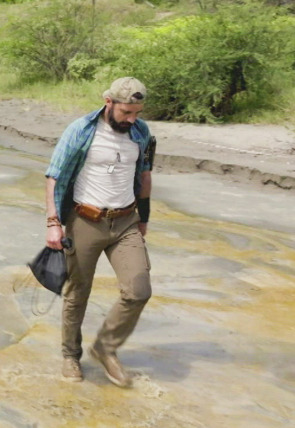 Póster de Dúo de supervivientes en Brasil · El desierto de Tatacoa