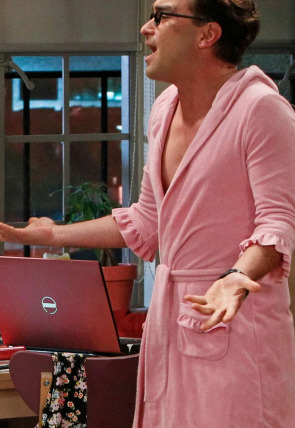Big Bang T5 E23 · La aceleración del lanzamiento en la programación de Warner TV HD (Series)