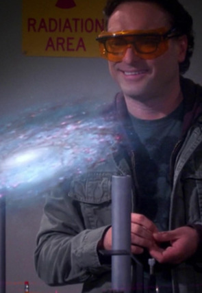 Big Bang T6 E5 · La excitación holográfica en la programación de Warner TV HD (Series)