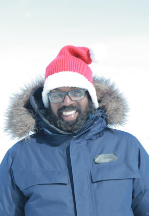Póster de Las desventuras de Romesh Ranganathan: Ártico