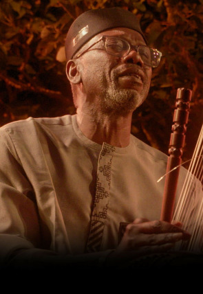 Ballaké Sissoko y Piers Faccini en Porquerolles en la programación de Mezzo (Música)