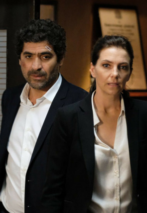 Cherif T5 E7 · Cuando conoce a Huggy en la programación de Aragón TV (Series)