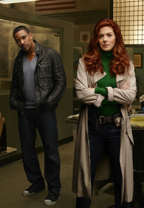 The Mysteries of Laura en la programación de Atreseries (Series)