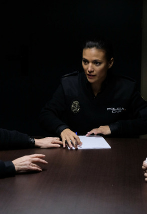 Servir y proteger T1 E52 en la programación de Clan (Series)