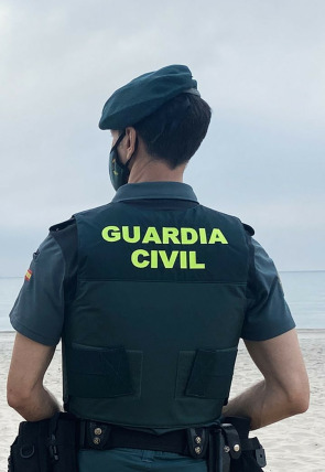 Poster de Seprona en acción
