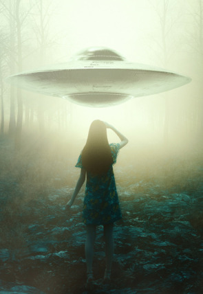 Póster de UFO Witness: Los pleyadianos y la conspiración alienígena