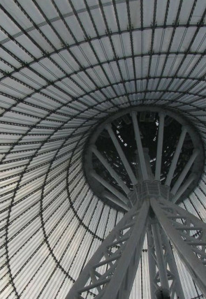 Póster de Megaestructuras: El Bernabéu del siglo XXI