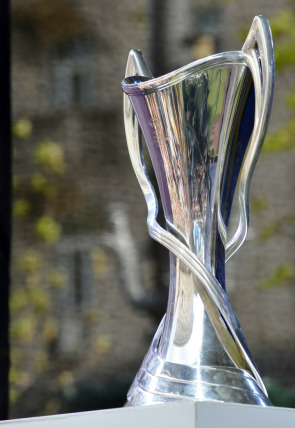 Póster de Resúmenes Liga de Campeones F:  Jornada 4