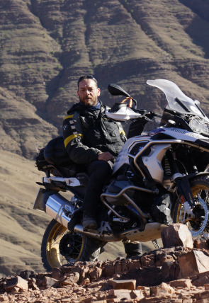 Póster de Miquel Silvestre en Viajar: Marruecos · En busca de la guarida de Spectra