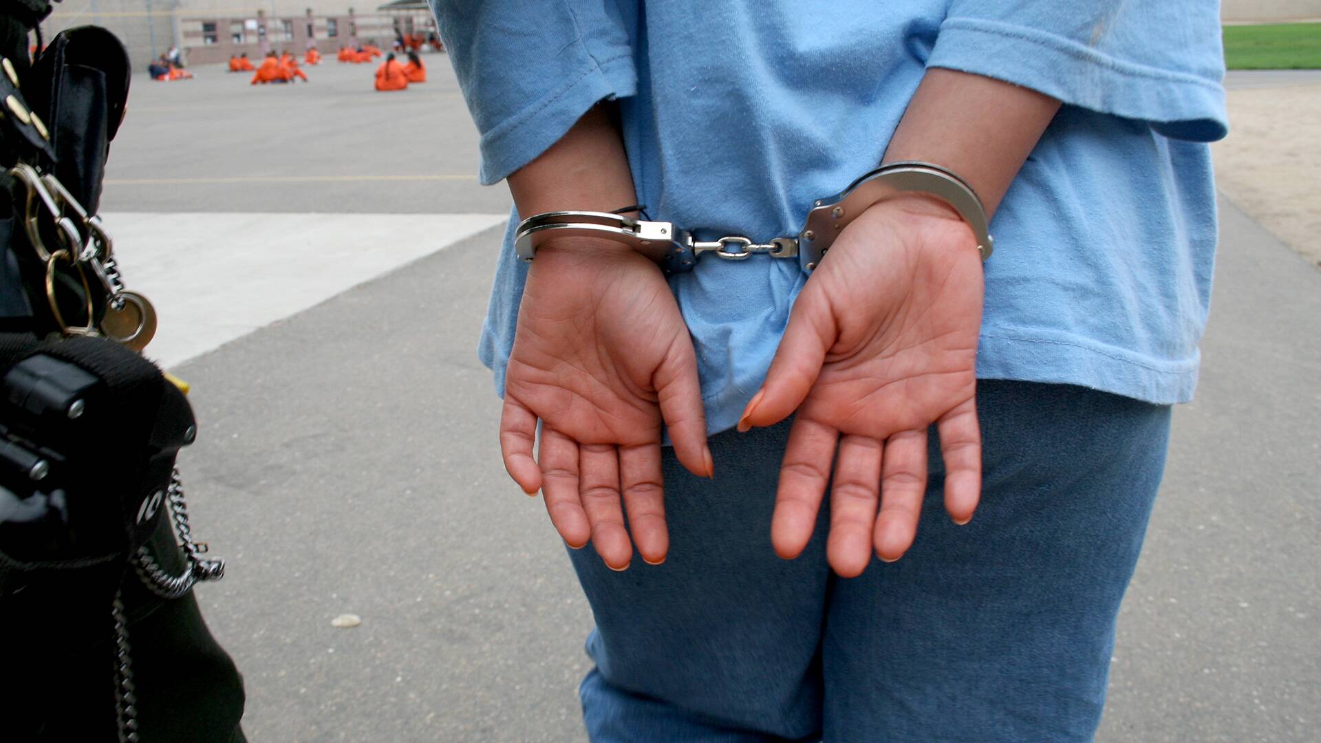 Cárceles: Entre rejas