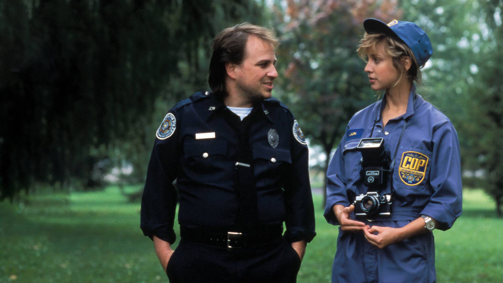 Loca academia de policía 4: Los ciudadanos se defienden