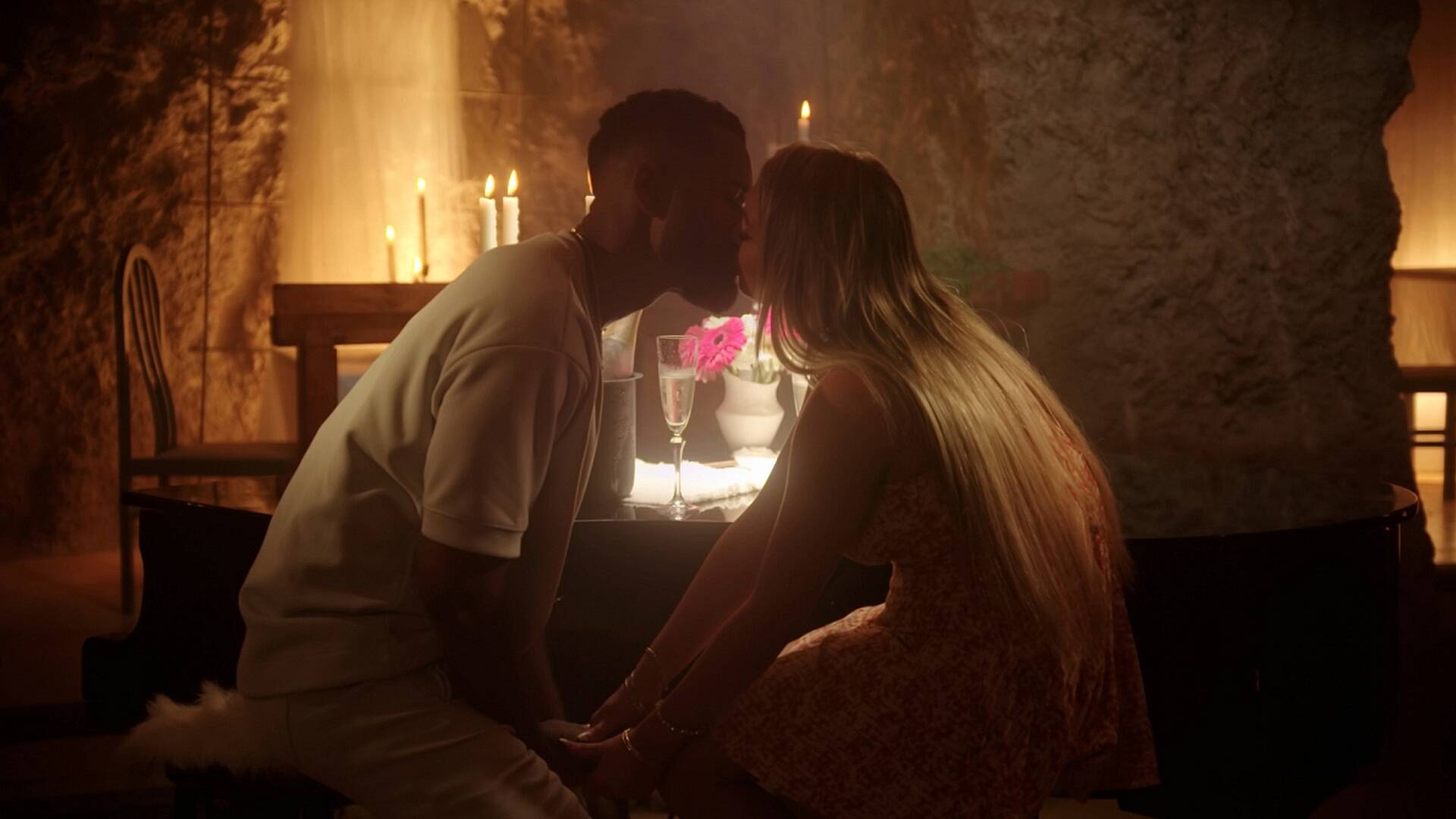 10 parejas 10 -... (T9): Deseos y necesidades