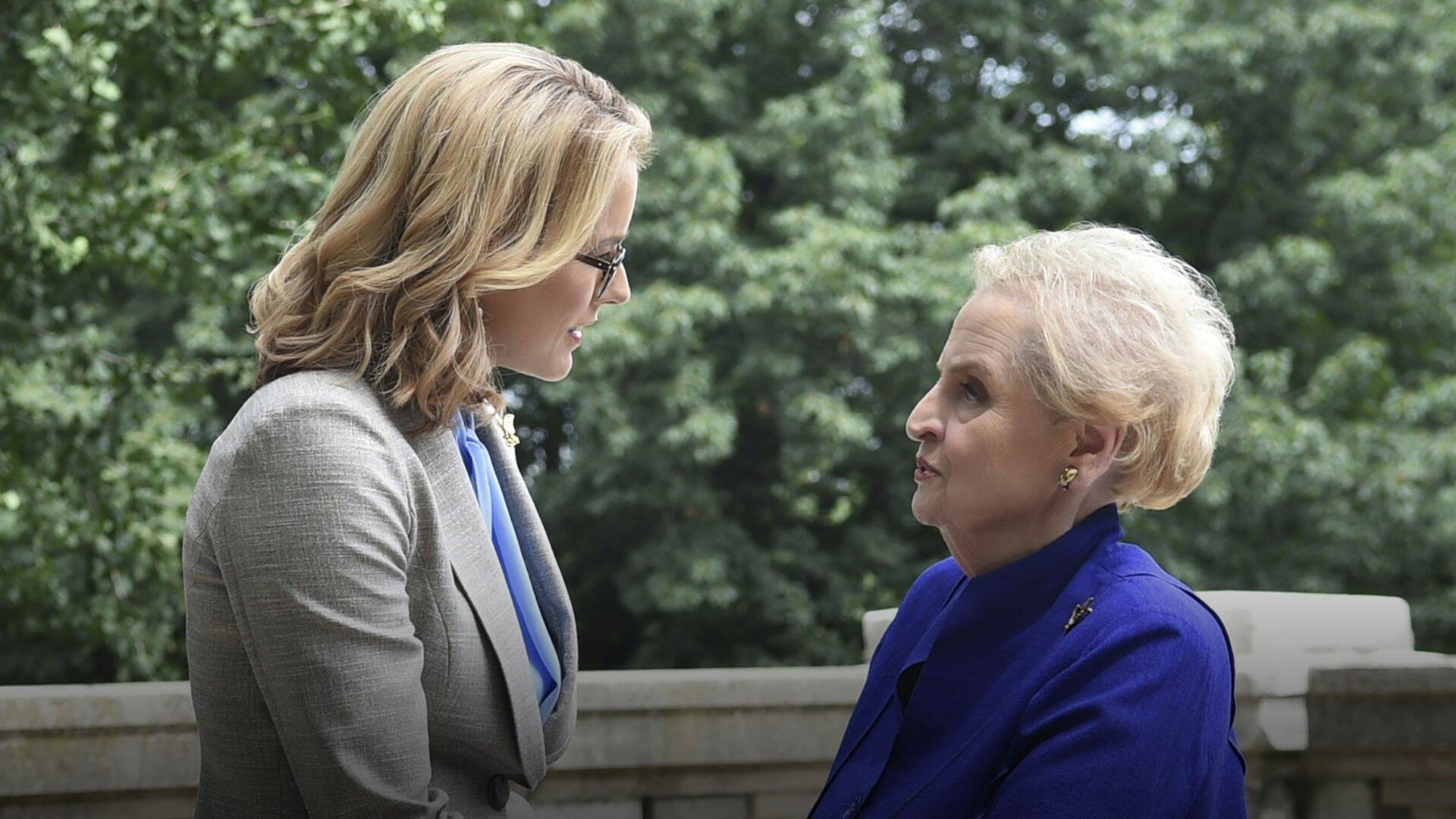 Madam Secretary (T2): Ep.1 El espectáculo debe continuar