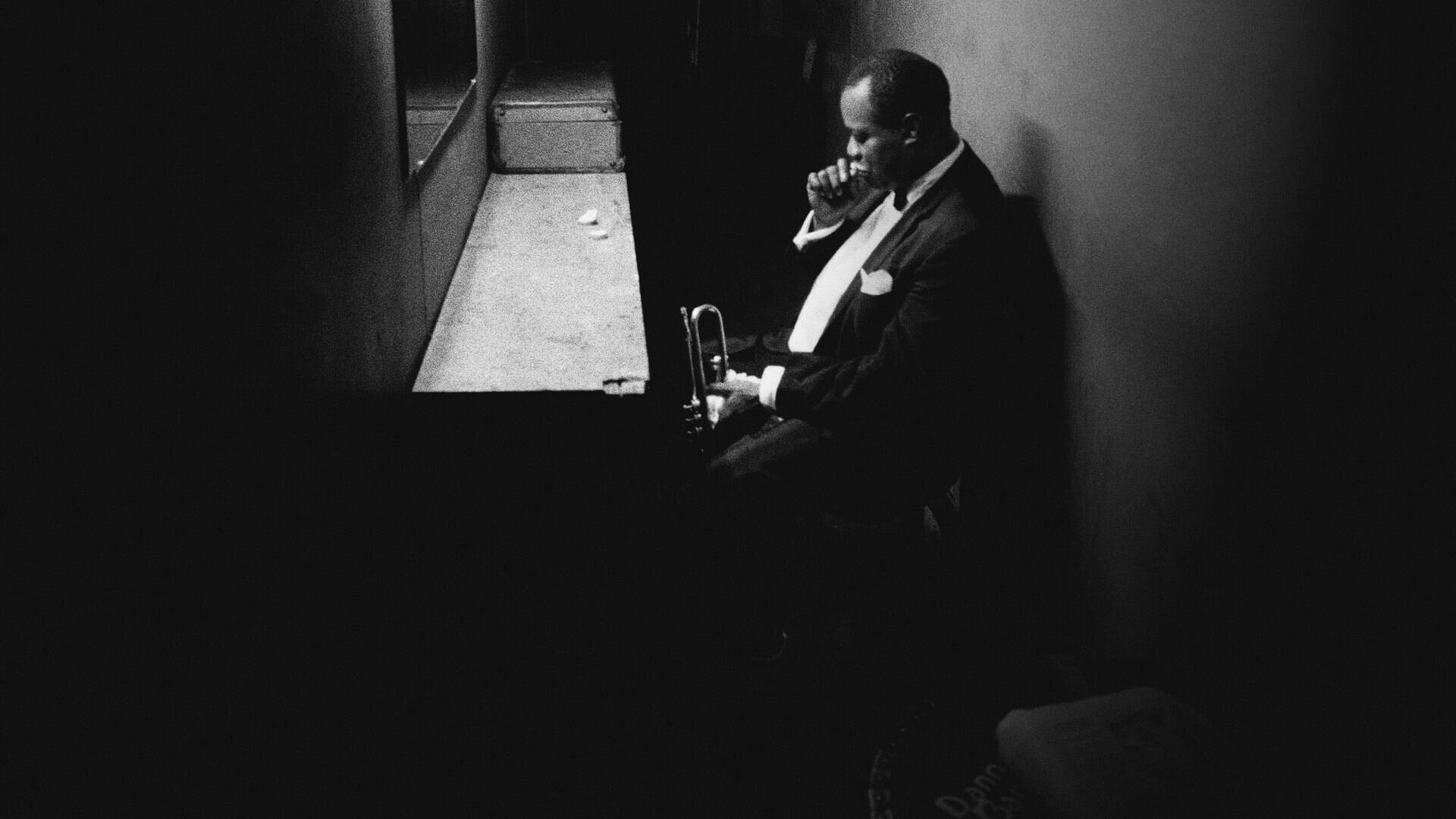 Louis Armstrong: Black & Blues
