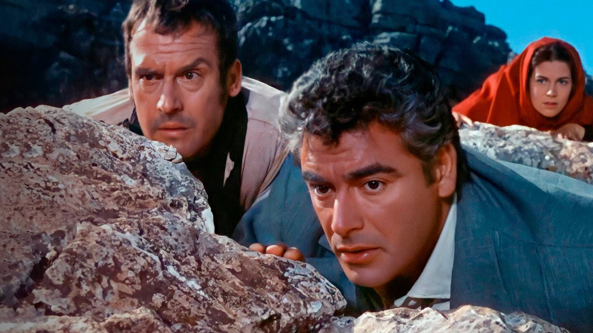 Amanecer en puerta oscura