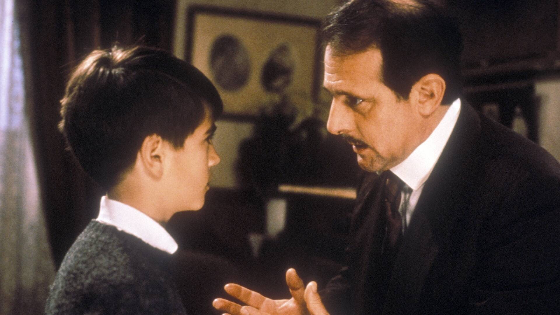 La sombra del ciprés es alargada