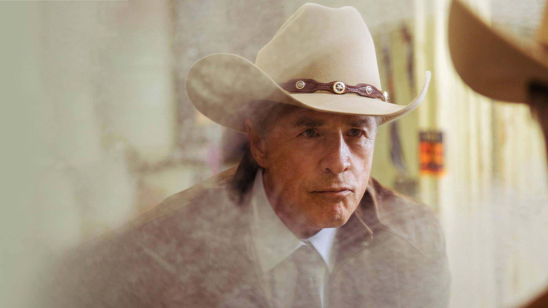 Abierto hasta el... (T1): Ep.4 Empieza el espectáculo