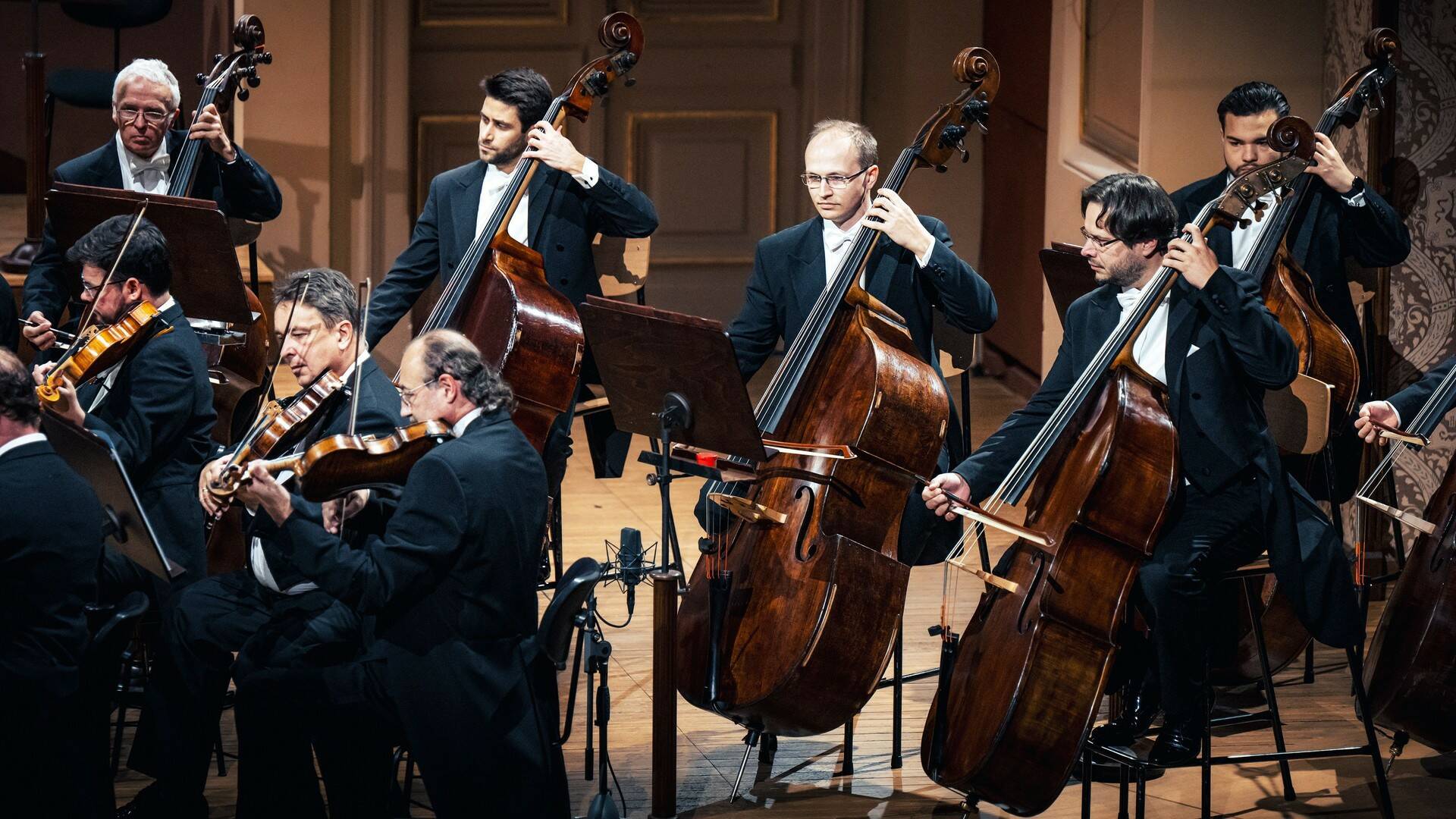 Mao Fujita Czech Philharmonic Semyon Bychkov: Strauss Shostakovich