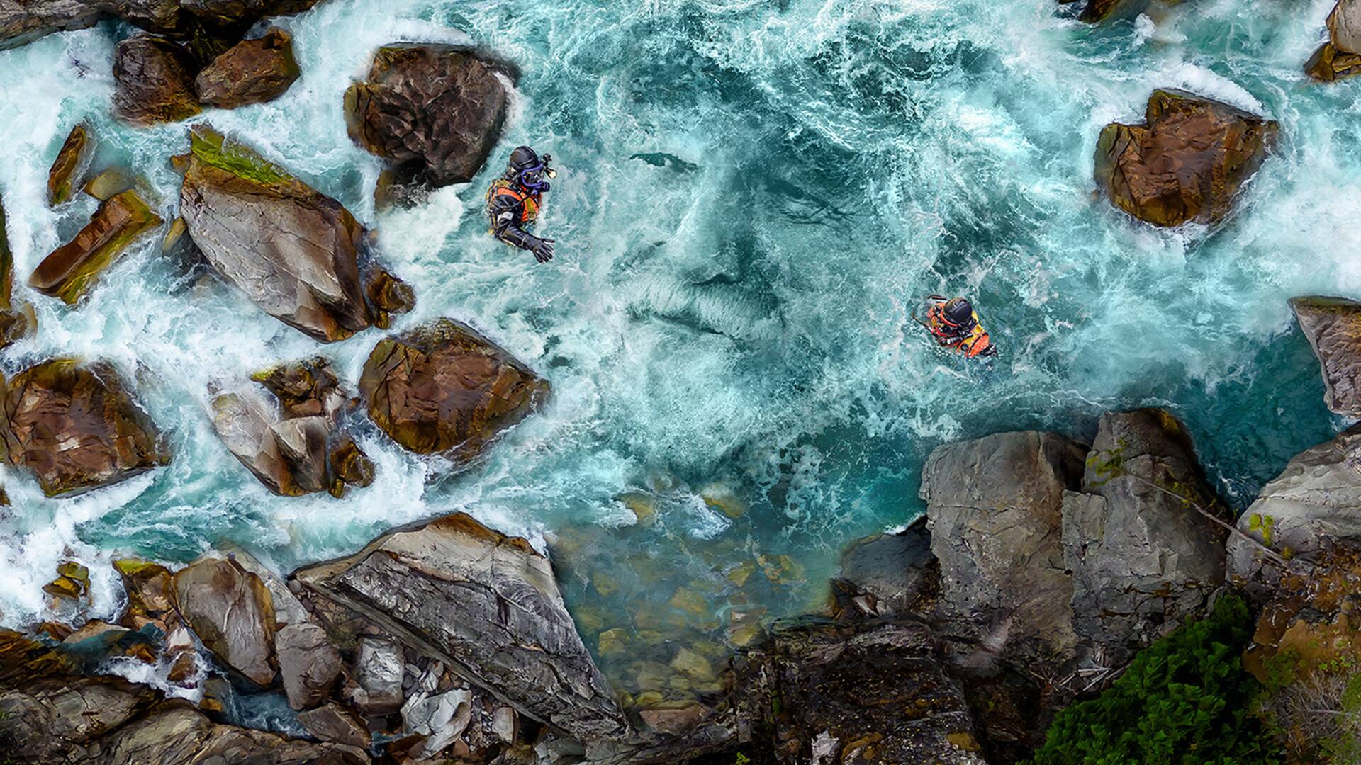 La fiebre del oro: aguas bravas 