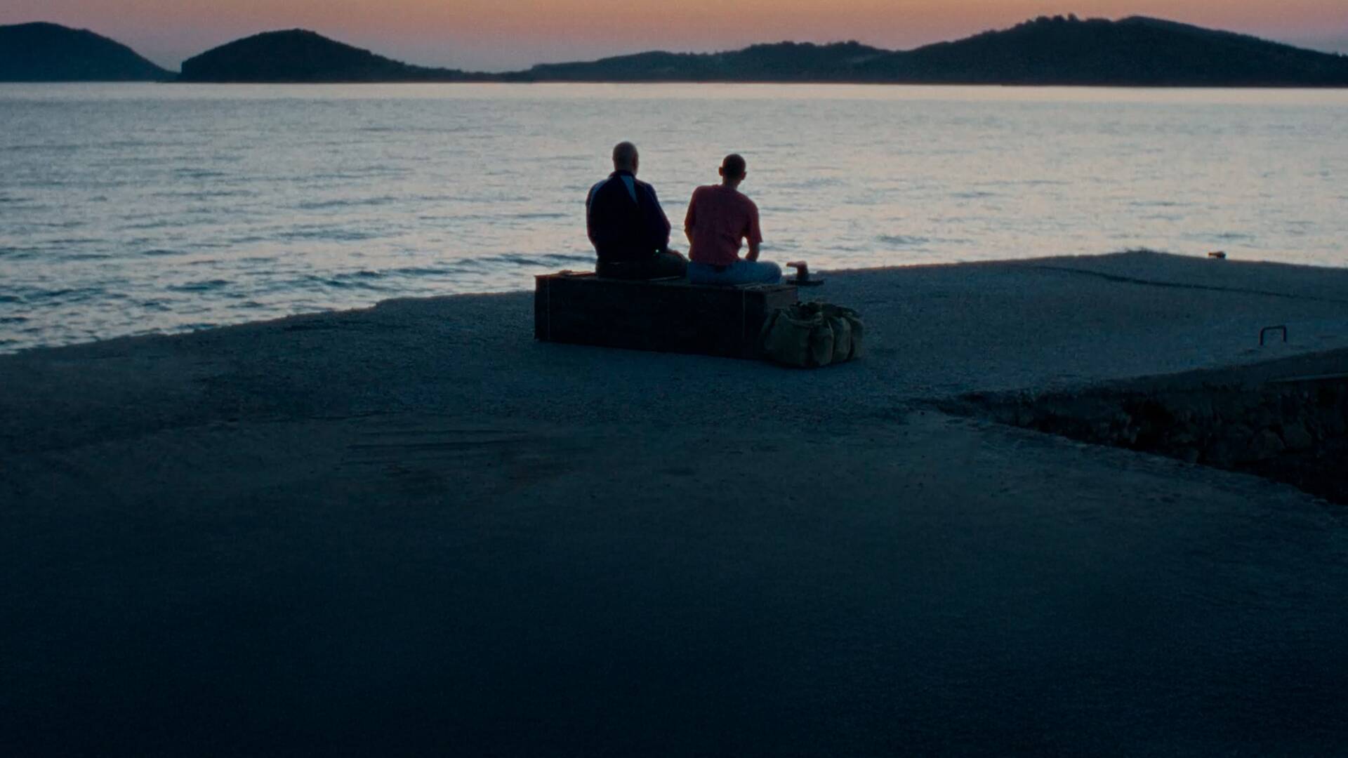 Estoy contento de que estés muerto