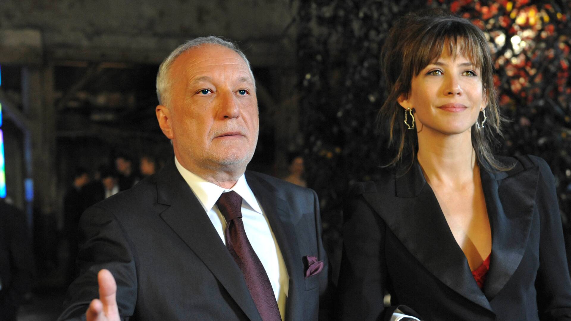 La felicidad nunca viene sola